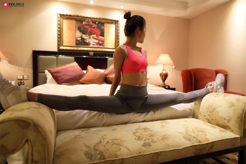 [ROSI美女图]艺学妹 2018.08.04 NO.0012-芒果图库