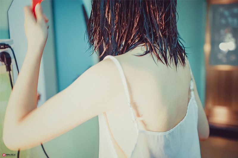 [ROSI美女图]2018.09.06 闺房 NO.0002-芒果图库