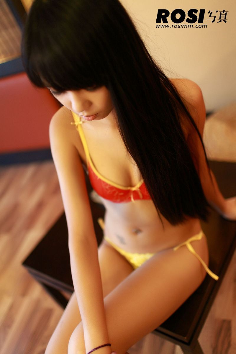 图片[4]-[ROSI美女图]2011.11.05 NO.145-芒果图库