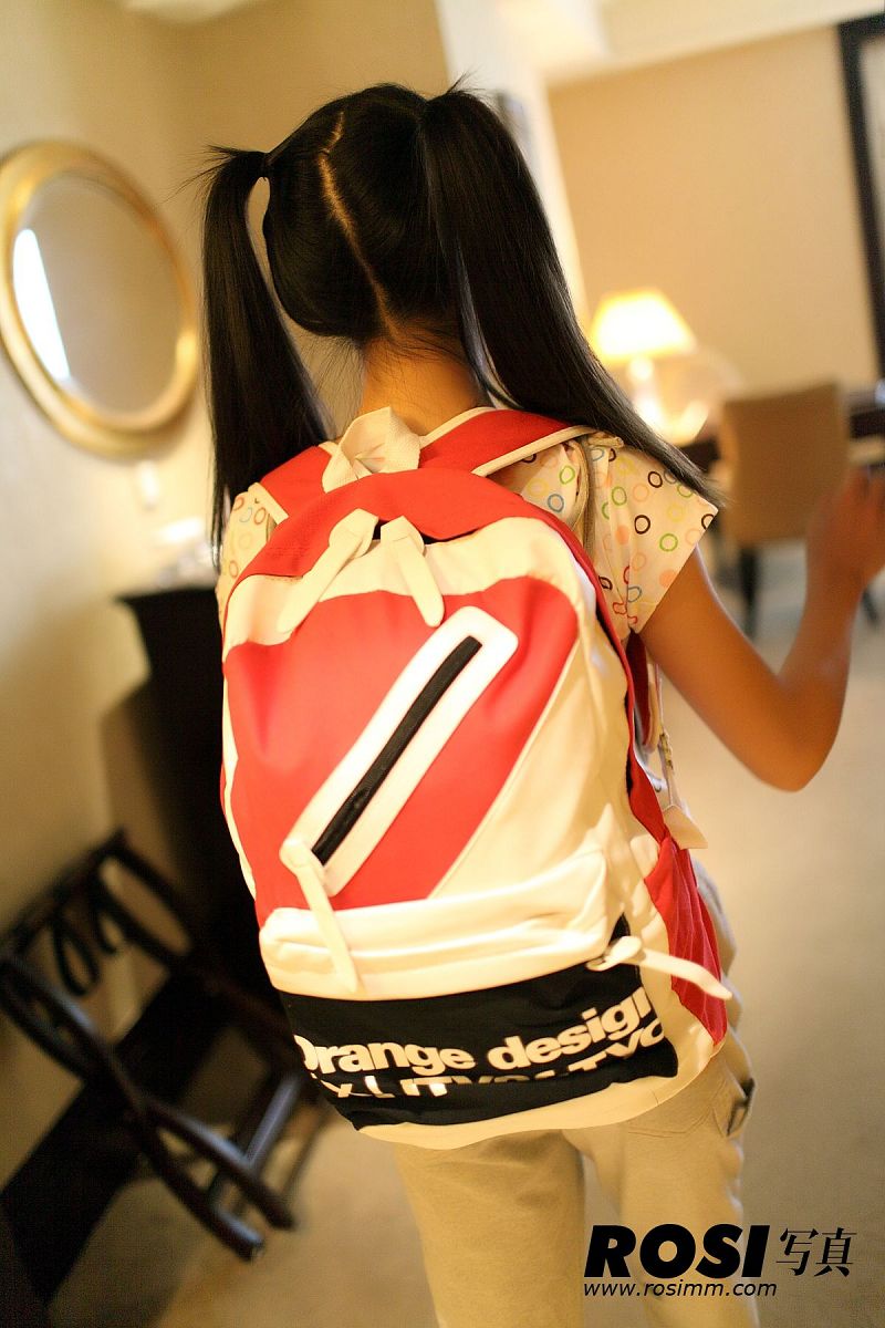 图片[4]-[ROSI美女图]2012.11.01 2012光棍节特别篇 小莉高清写真套图-芒果图库