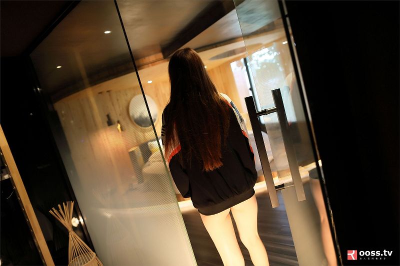 图片[2]-[ROSI美女图]2019.05.09 NO.2712-芒果图库