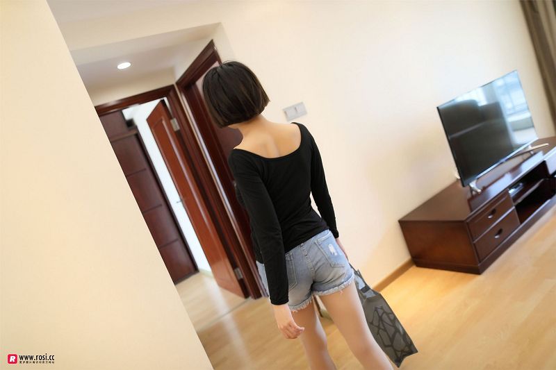 图片[6]-[ROSI美女图]2018.08.25 艺学妹 NO.0017-芒果图库