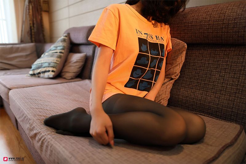 图片[2]-[ROSI美女图]2018.09.21 艺学妹 NO.0021-芒果图库