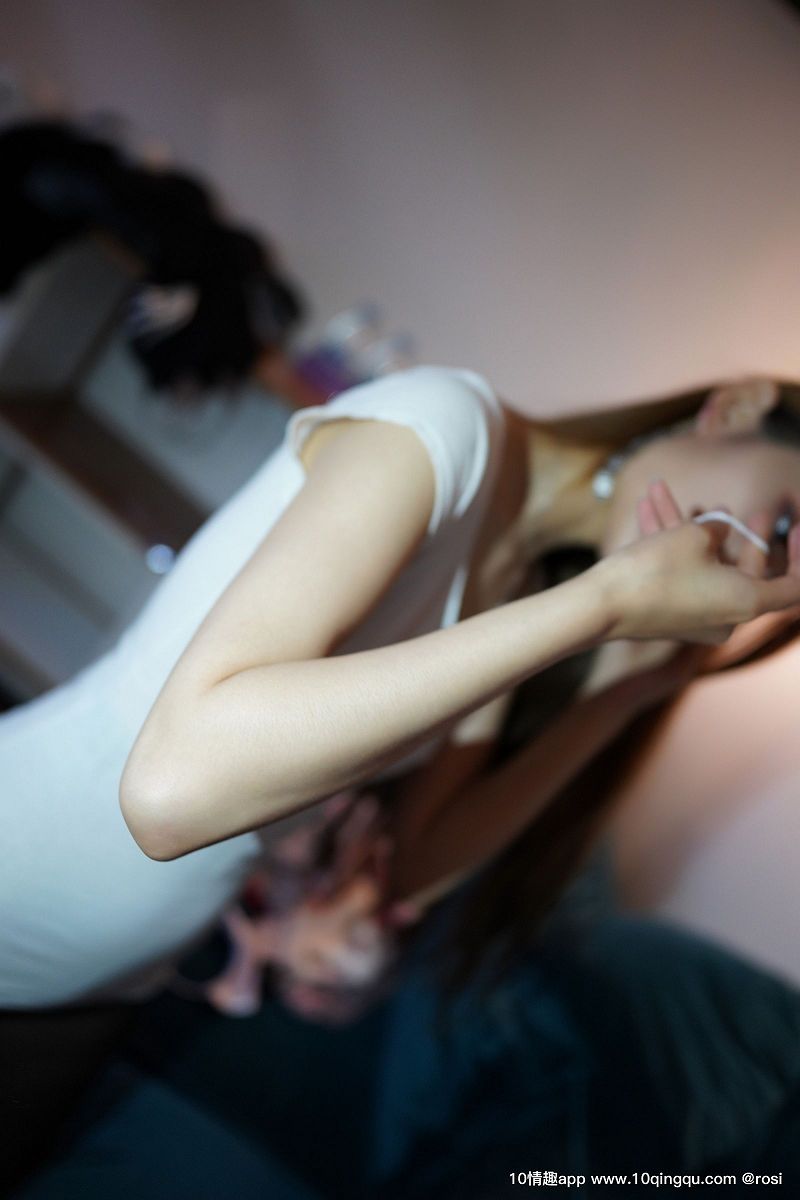 [ROSI美女图]口罩系列 2019.06.11 NO.1094-芒果图库