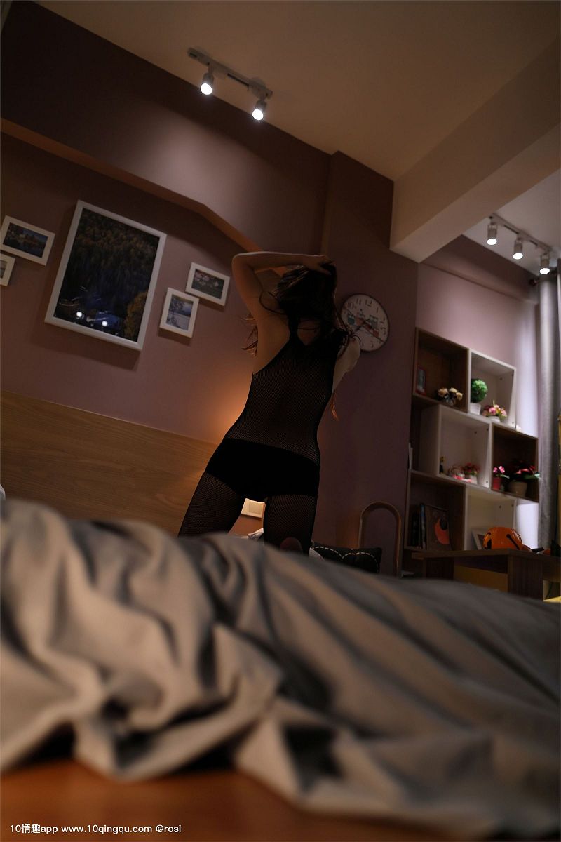 [ROSI美女图]口罩系列 2019.06.21 NO.1104-芒果图库