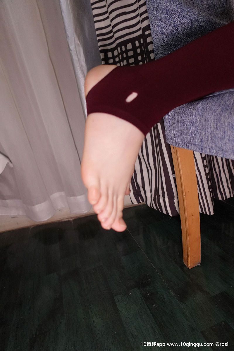 [ROSI美女图]口罩系列 2019.07.24 NO.1137-芒果图库