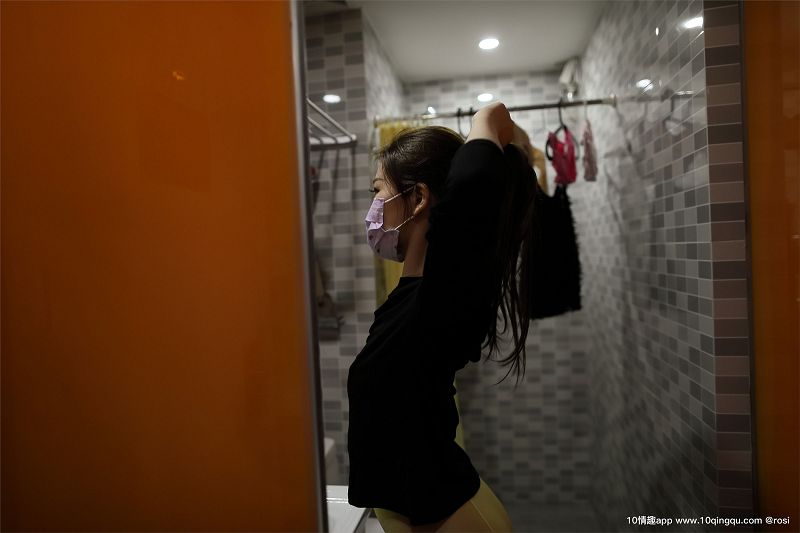 [ROSI美女图]口罩系列 2019.07.28 NO.1141-芒果图库