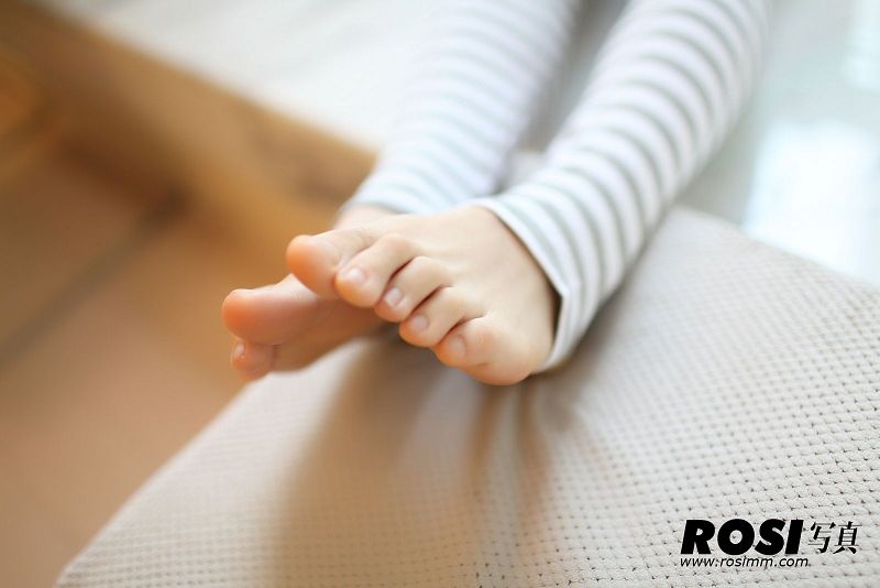 图片[3]-[ROSI美女图]2013.05.01 NO.530-芒果图库