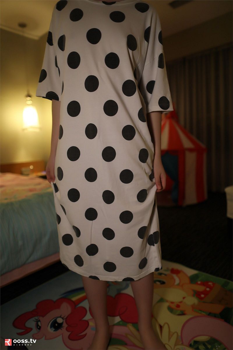 [ROSI美女图]2019.08.26 NO.2821-芒果图库