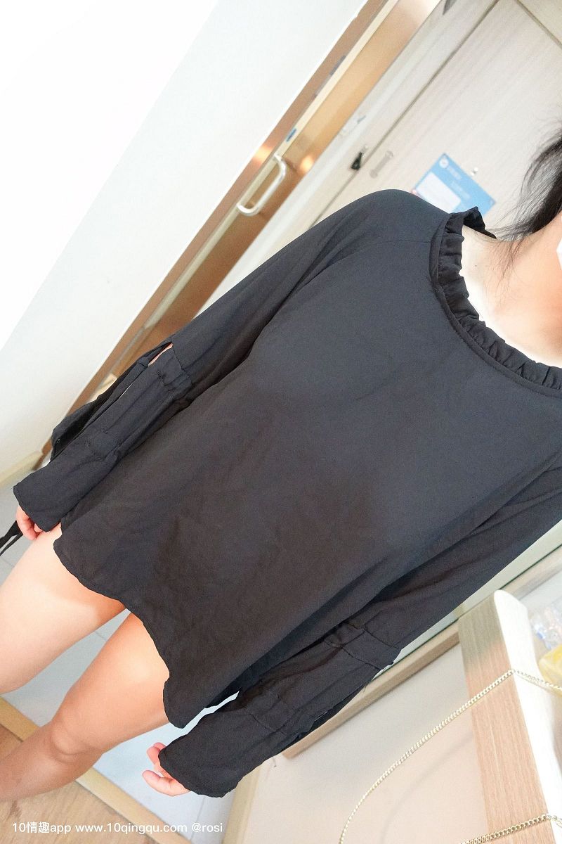 [ROSI美女图]口罩系列 2019.09.04 NO.1179-芒果图库