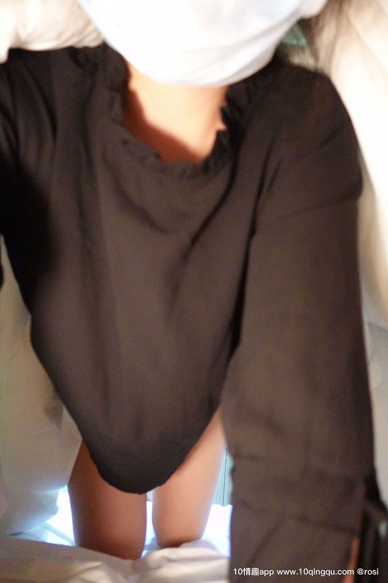 图片[2]-[ROSI美女图]口罩系列 2019.09.04 NO.1179-芒果图库