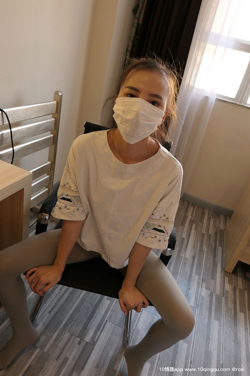[ROSI美女图]口罩系列 2019.10.24 NO.1229-芒果图库
