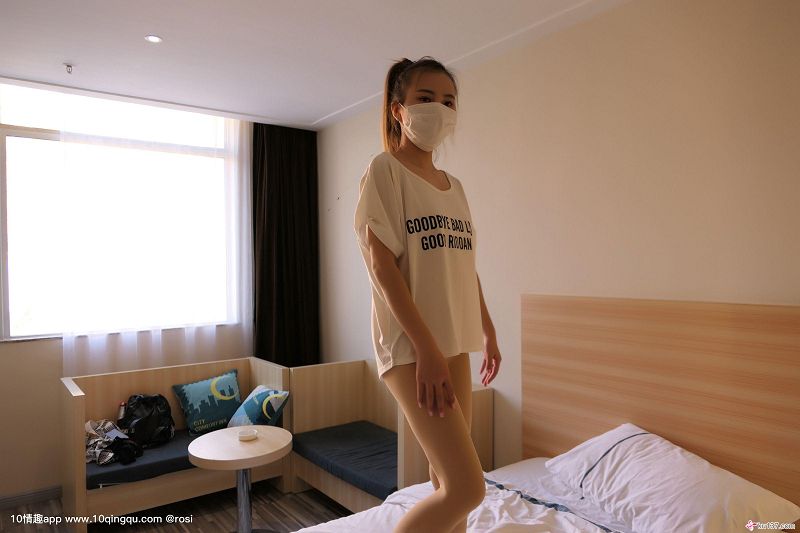 [ROSI美女图]口罩系列 2019.11.06 NO.1242-芒果图库