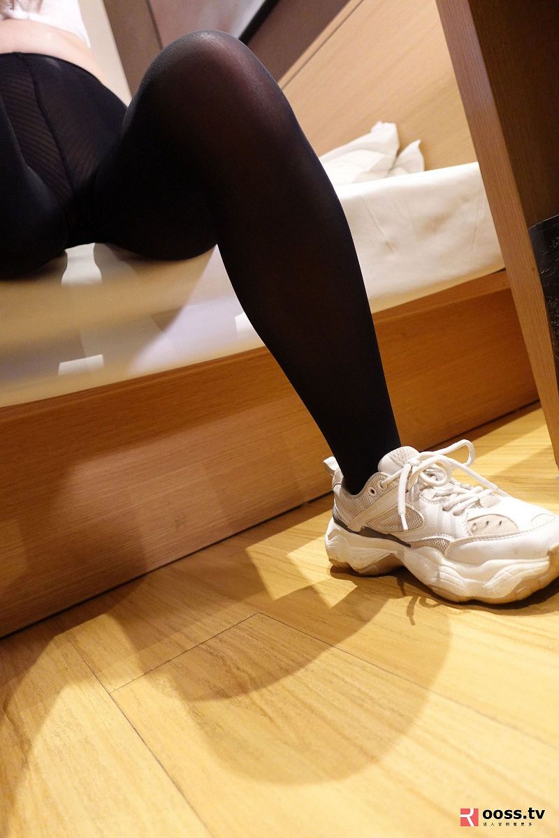 图片[2]-[ROSI美女图]口罩系列 2019.12.23 NO.1289-芒果图库