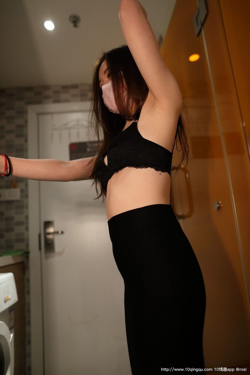 [ROSI美女图]口罩系列 2020.03.08 NO.1365-芒果图库