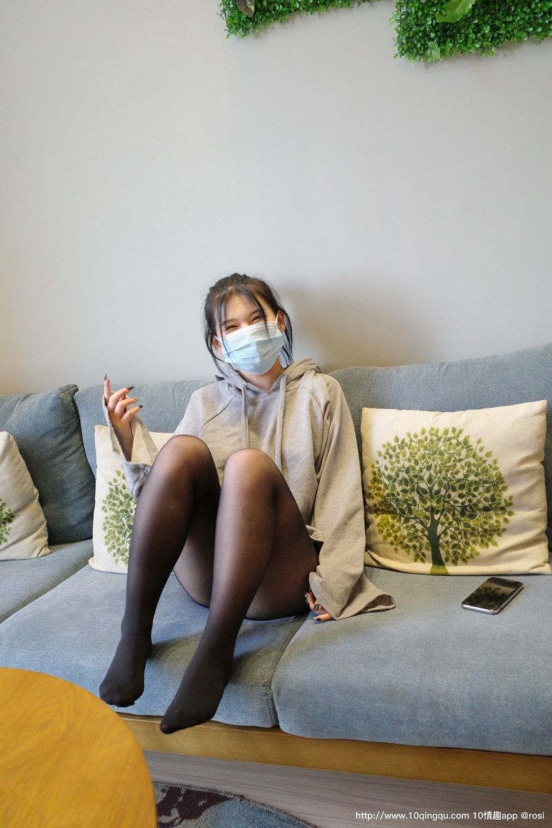 [ROSI美女图]口罩系列 2020.03.19 NO.1376-芒果图库