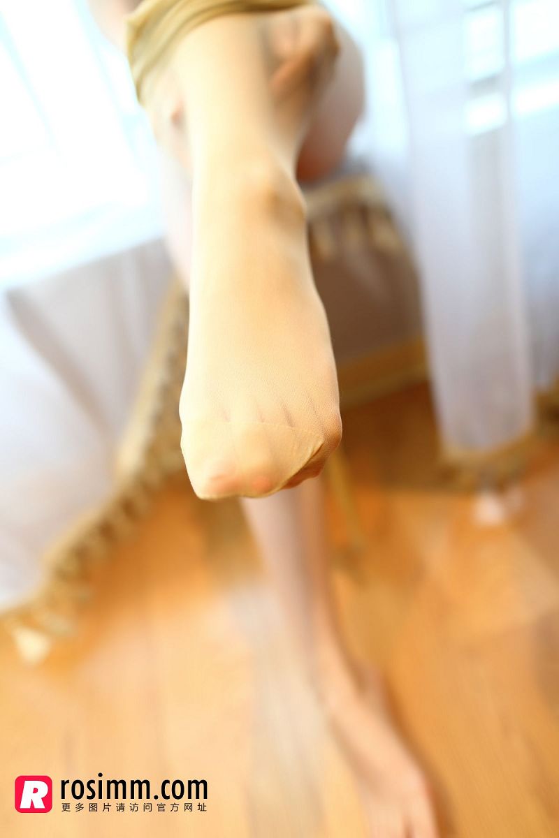 图片[5]-[ROSI美女图]2014.07.26 NO.963-芒果图库