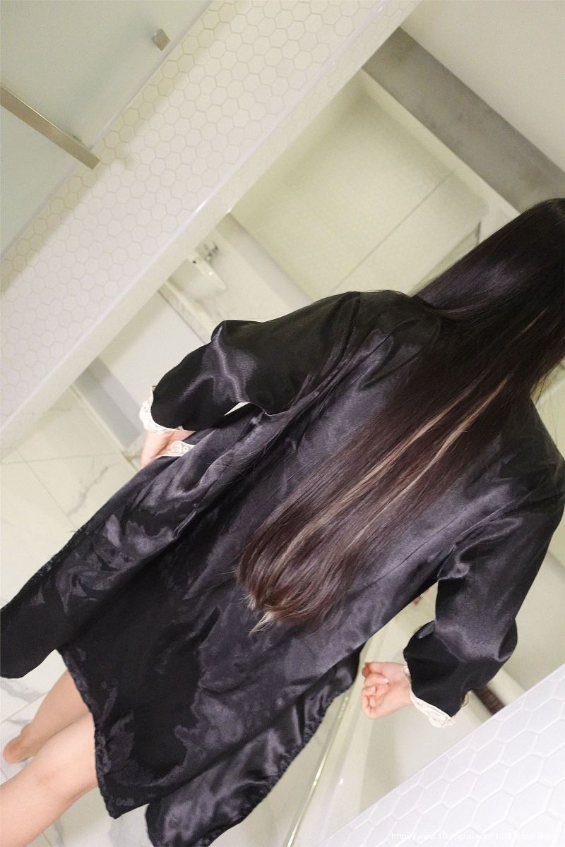 [ROSI美女图]口罩系列 2020.08.08 NO.1518-芒果图库