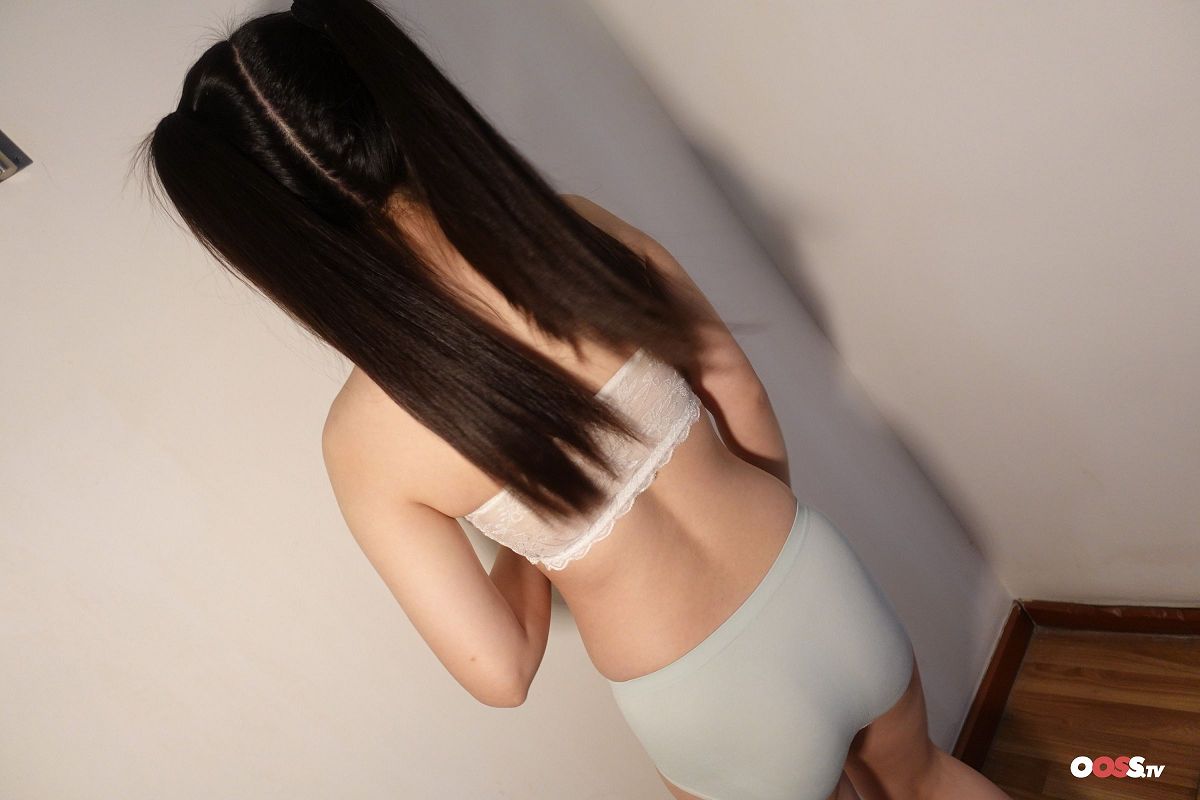 [ROSI美女图]2021.02.21 NO.3366-芒果图库