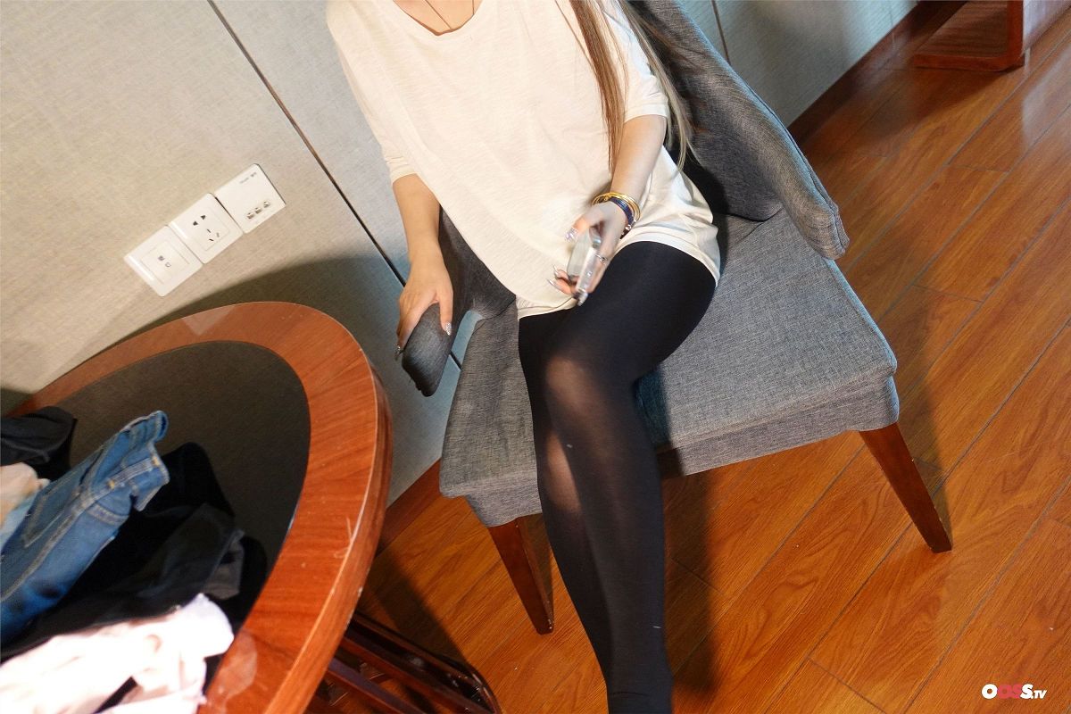 [ROSI美女图]2021.03.31 NO.3404-芒果图库