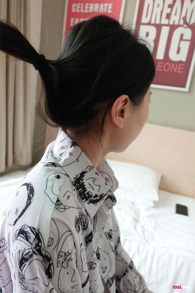 [ROSI美女图]2021.06.17 NO.3482-芒果图库