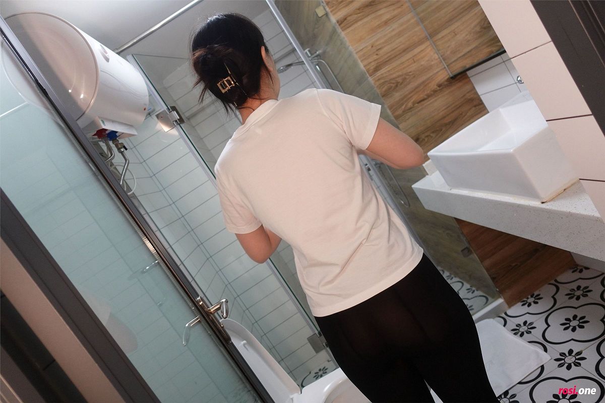 [ROSI美女图]2021.07.30 NO.3525-芒果图库