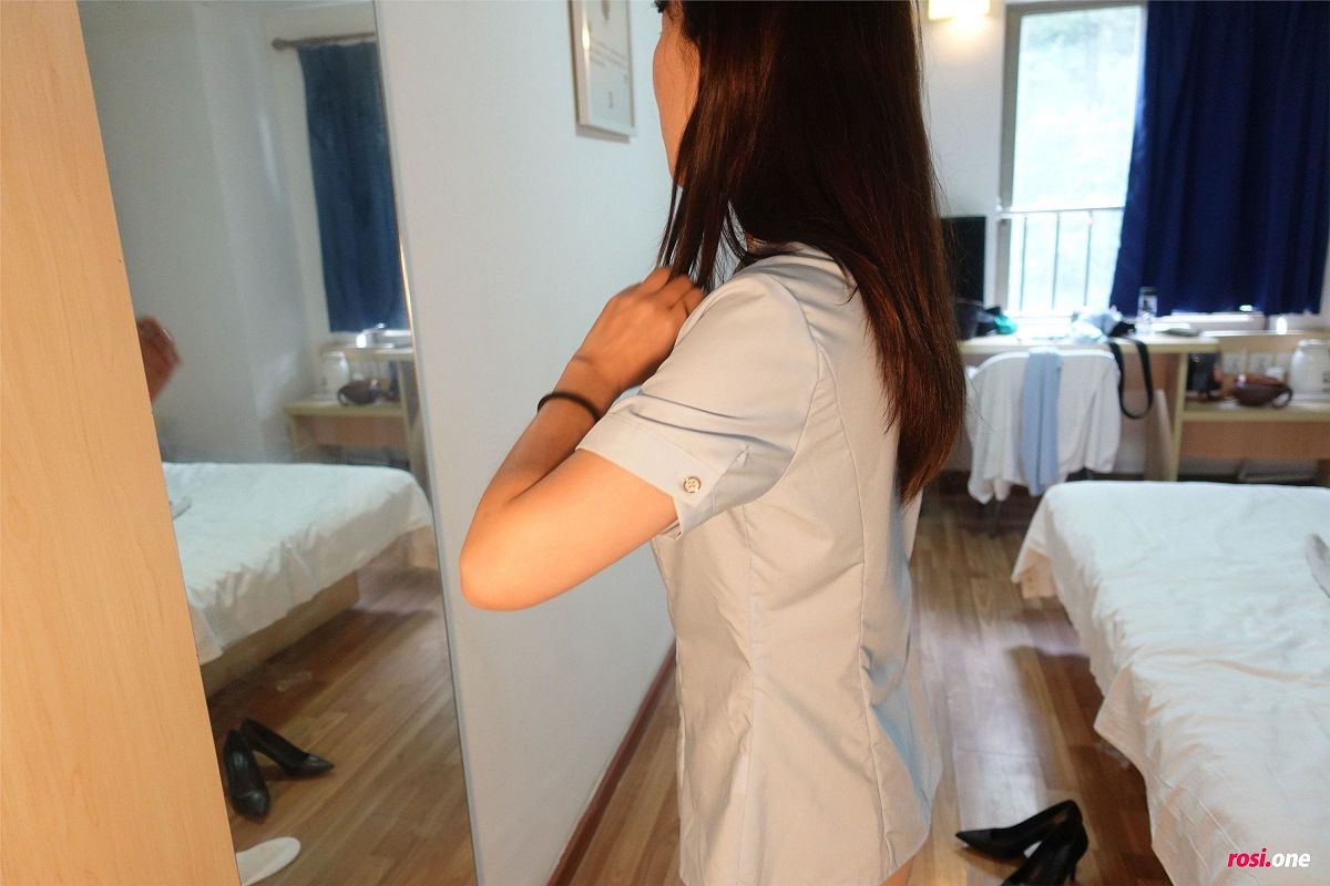 [ROSI美女图]2021.08.07 NO.3533-芒果图库