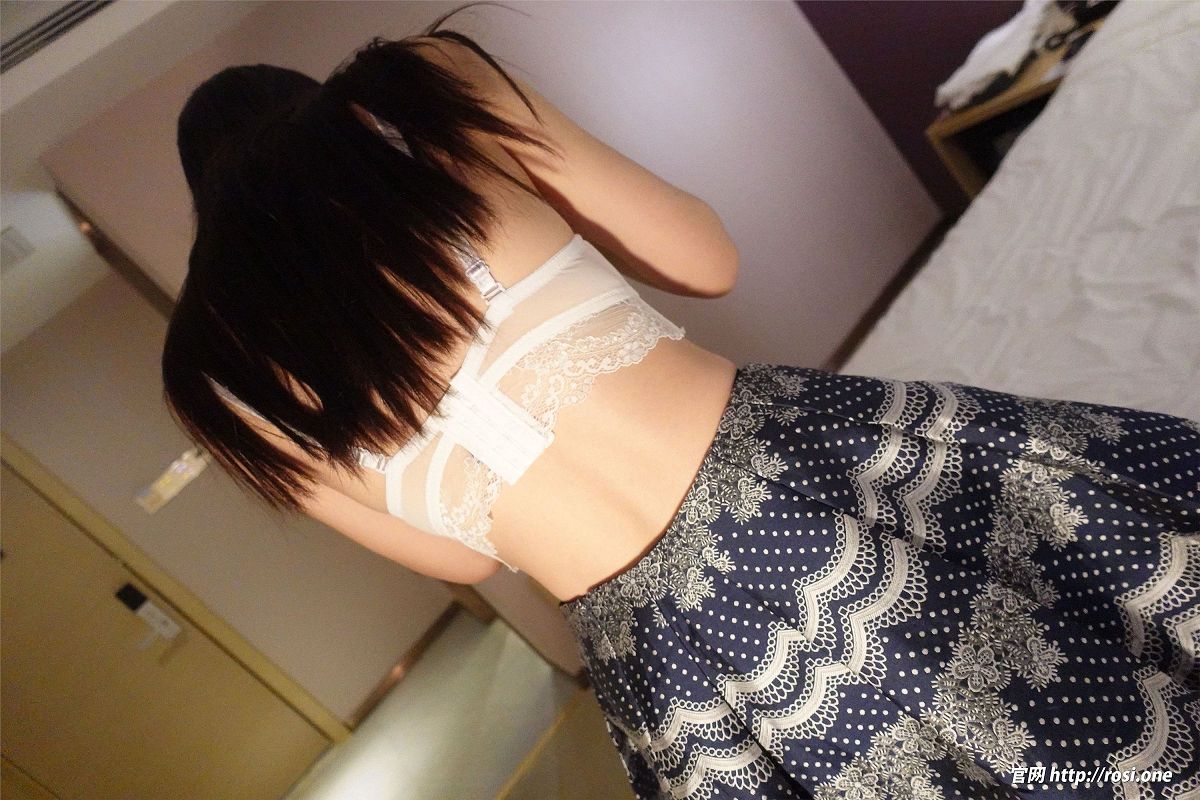 [ROSI美女图]2021.12.01 NO.3649-芒果图库