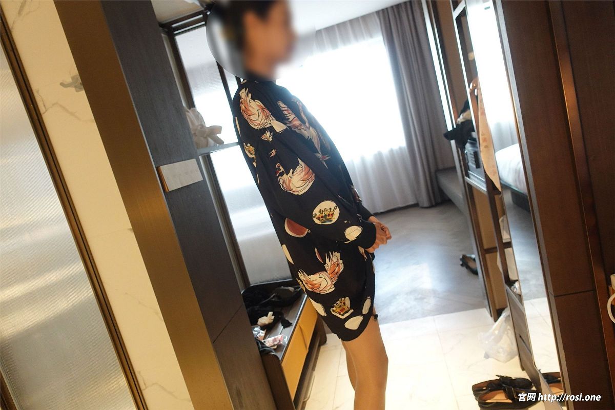 [ROSI美女图]2022.01.14 NO.3693-芒果图库