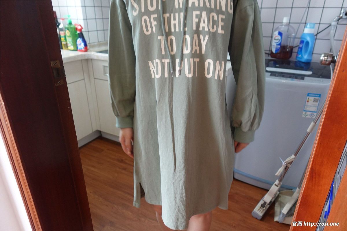 图片[2]-[ROSI美女图]2022.02.05 NO.3715-芒果图库