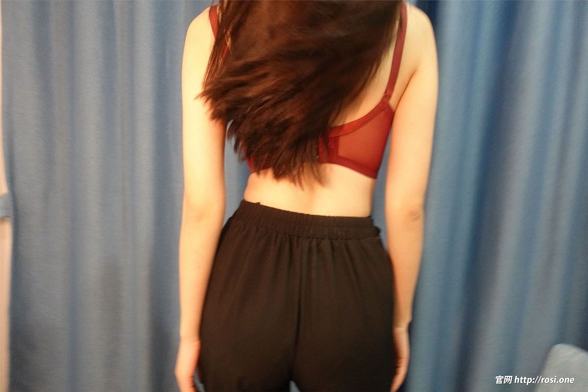 图片[2]-[ROSI美女图]2022.04.03 NO.3772-芒果图库