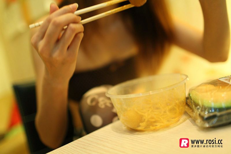 图片[5]-[ROSI美女图]2015.11.29 NO.1452-芒果图库