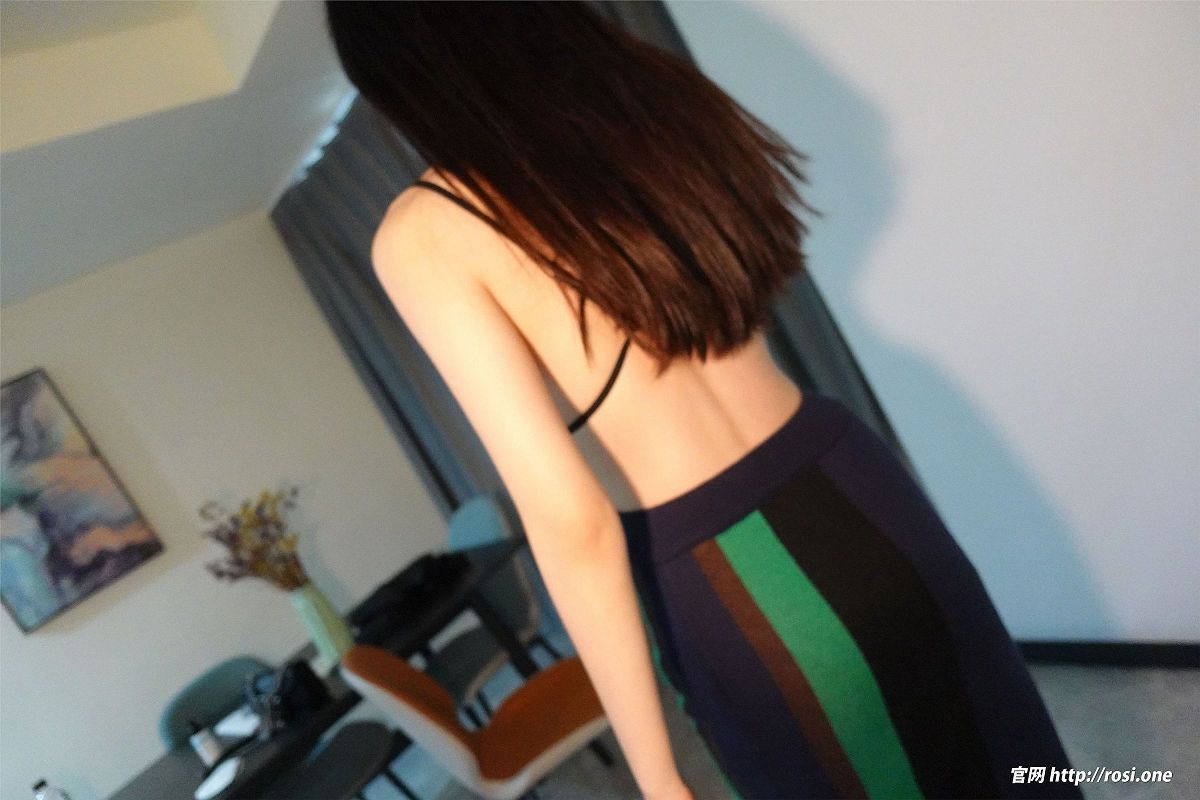 [ROSI美女图]2022.06.24 NO.3854-芒果图库