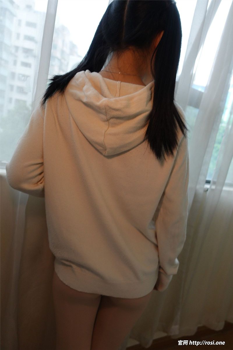 图片[2]-[ROSI美女图]2022.07.17 NO.3877-芒果图库