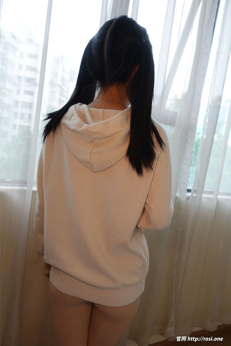 图片[4]-[ROSI美女图]2022.07.17 NO.3877-芒果图库