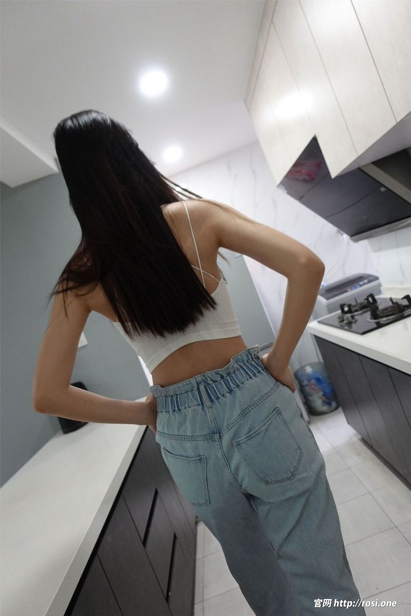 [ROSI美女图]2022.07.22 NO.3882-芒果图库