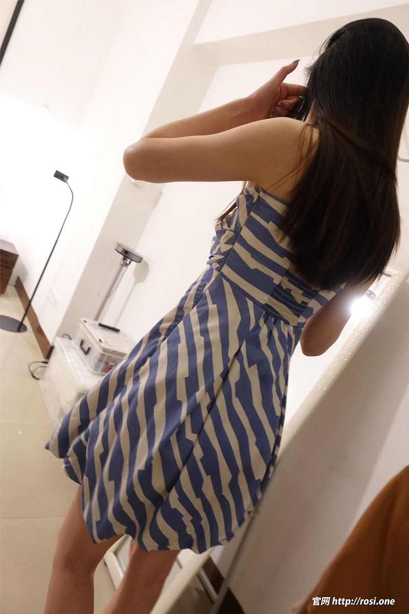 [ROSI美女图]2022.08.02 NO.3893-芒果图库