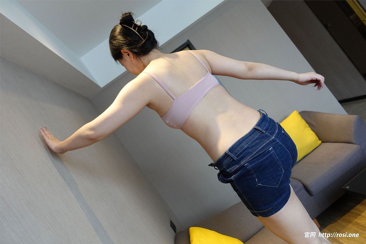 [ROSI美女图]2022.08.10 NO.3901-芒果图库