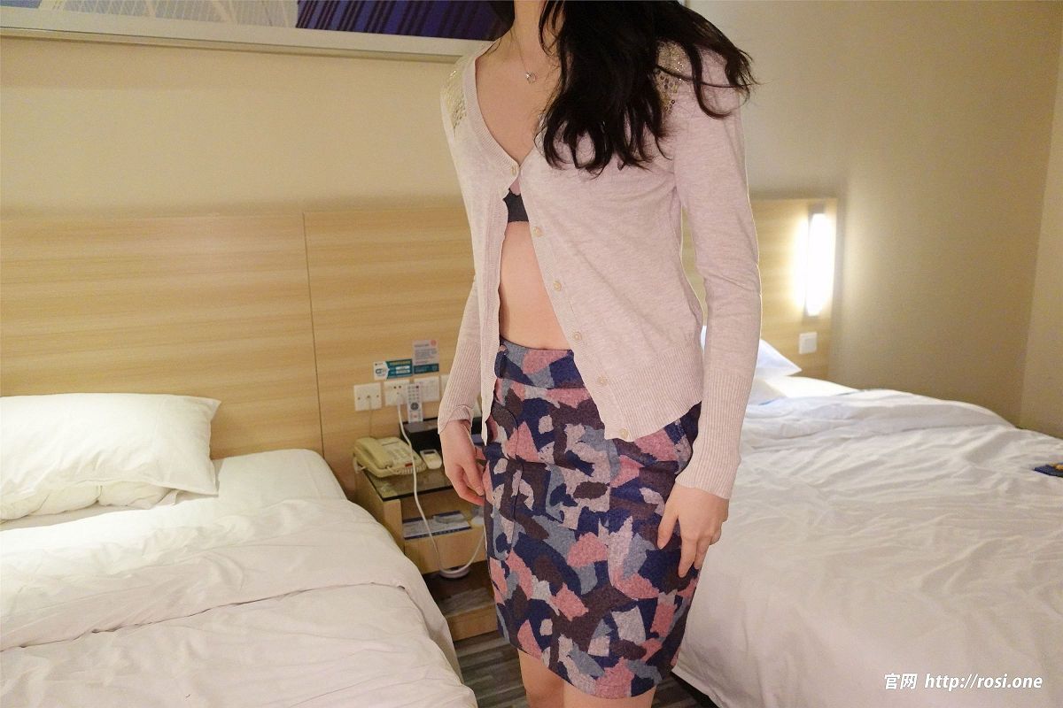 [ROSI美女图]2022.08.13 NO.3904-芒果图库