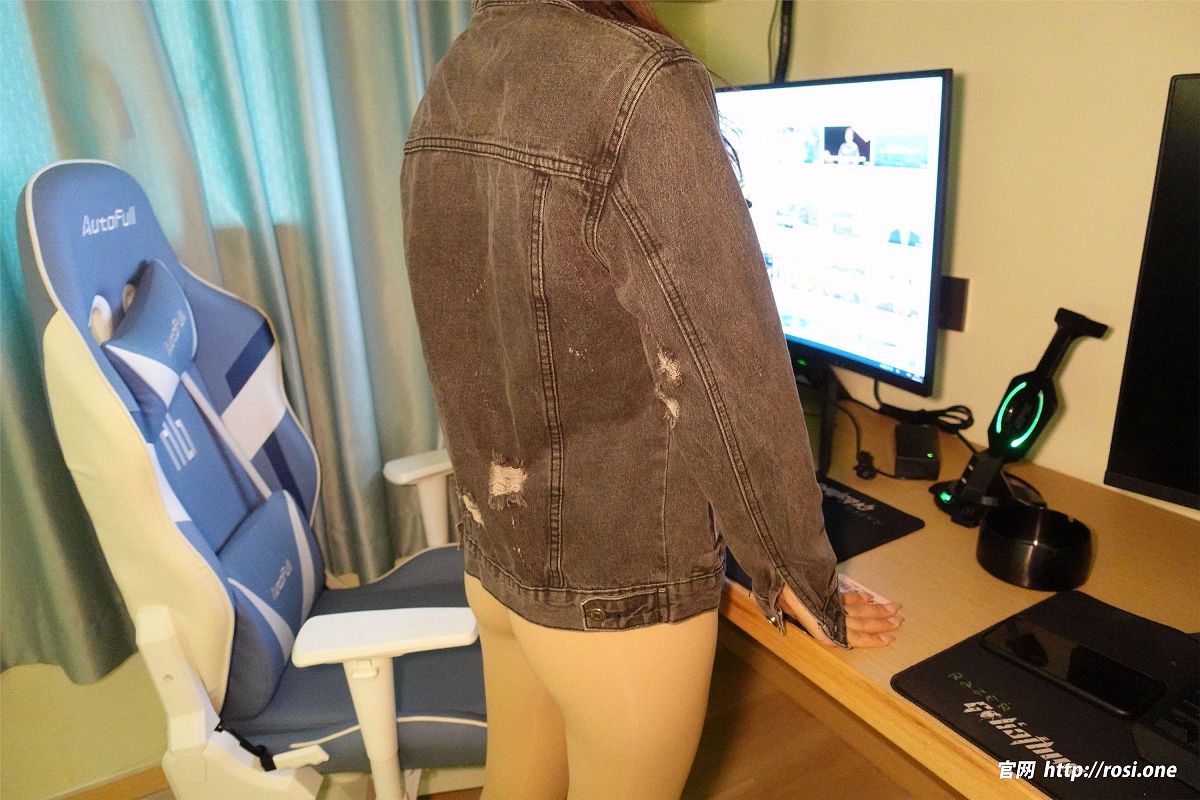 [ROSI美女图]2022.10.21 NO.3973-芒果图库