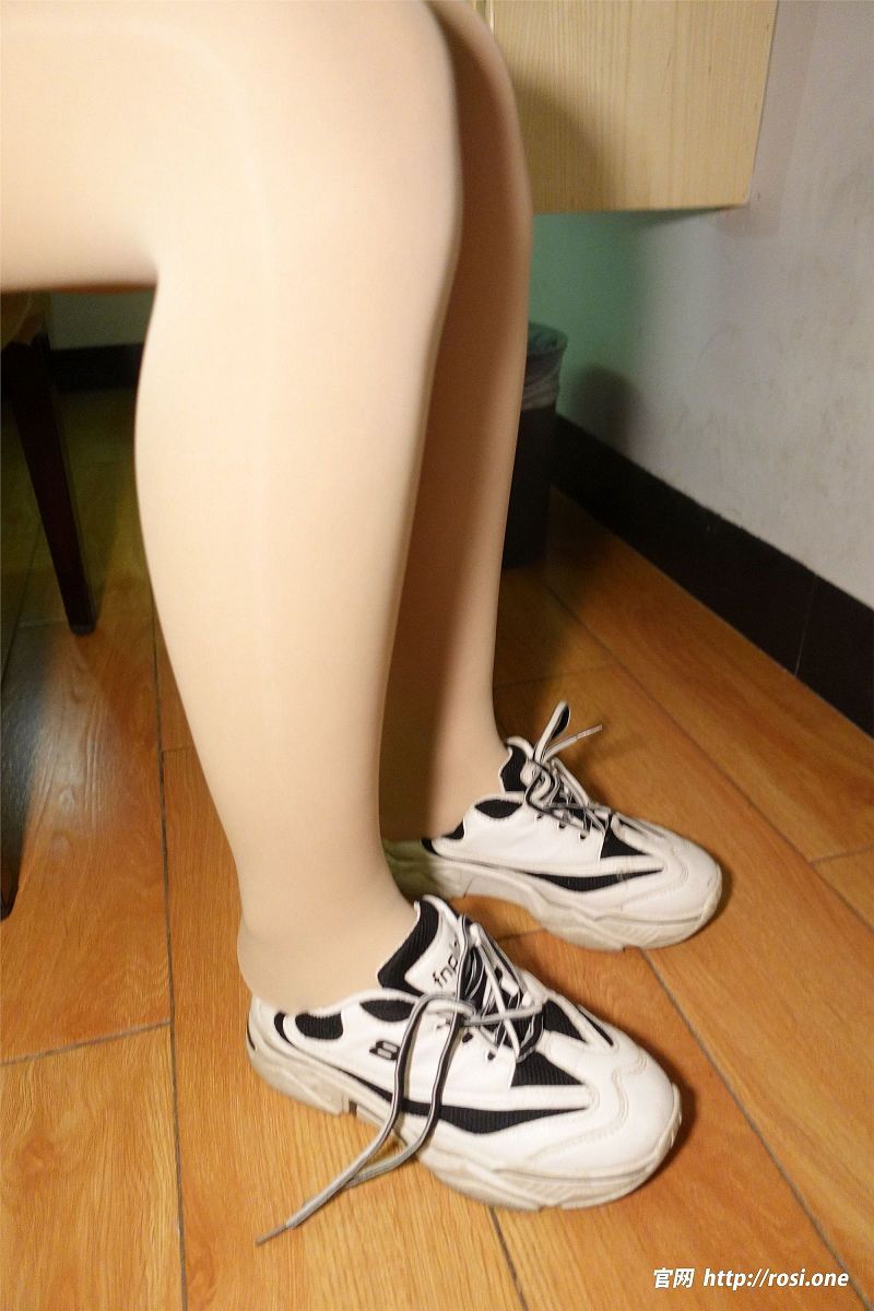 图片[7]-[ROSI美女图]2022.11.29 NO.4012-芒果图库