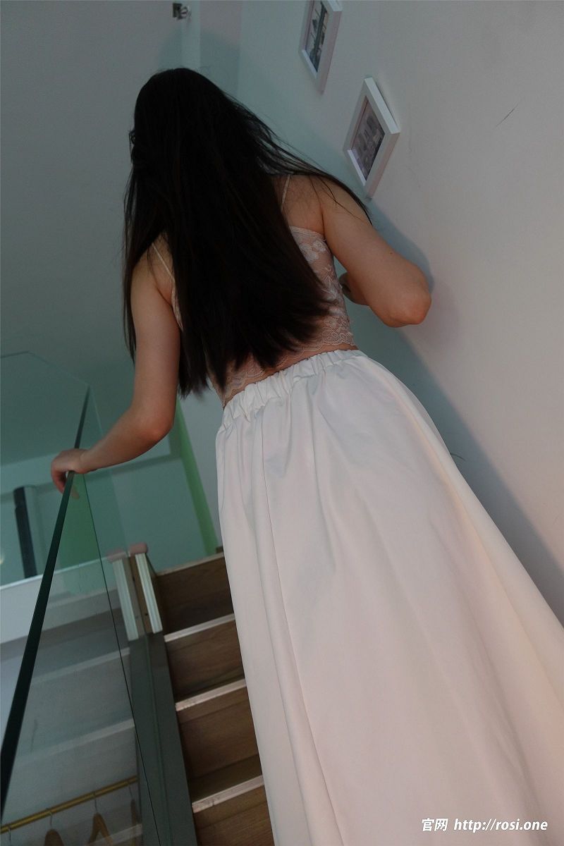 [ROSI美女图]2022.12.12 NO.4025-芒果图库