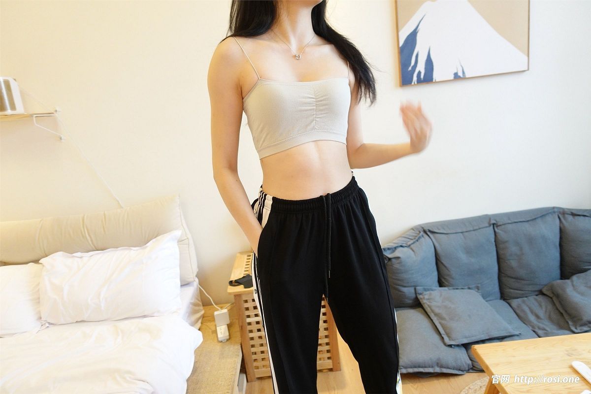 [ROSI美女图]2022.12.16 NO.4029-芒果图库