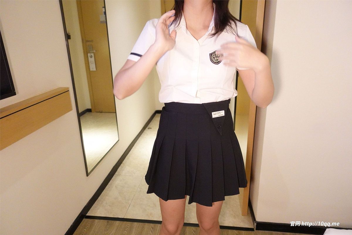 [ROSI美女图]口罩系列 2022.09.12 NO.2283-芒果图库