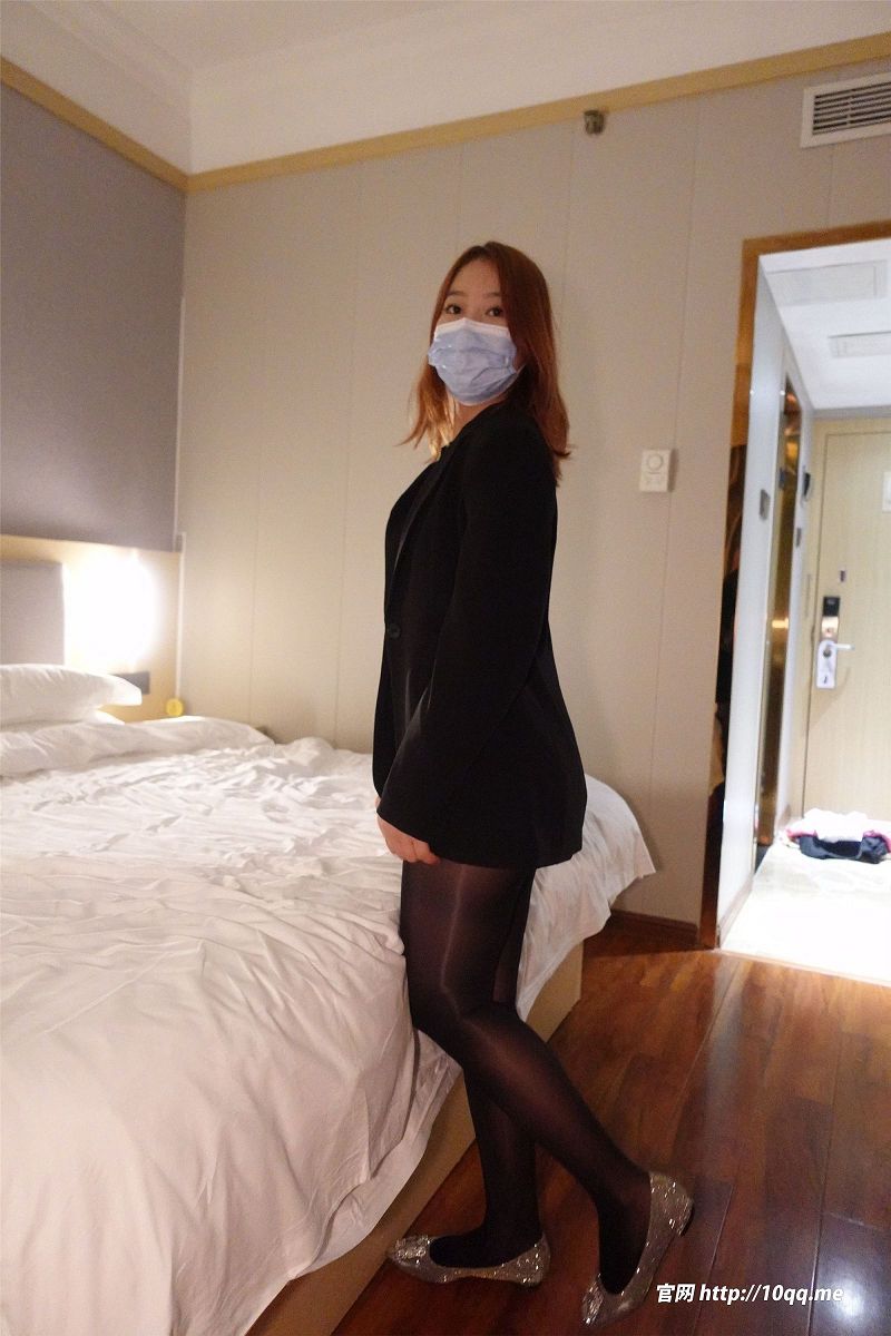 [ROSI美女图]口罩系列 2022.10.19 NO.2320-芒果图库