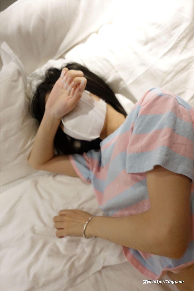 [ROSI美女图]口罩系列 2022.10.23 NO.2324-芒果图库