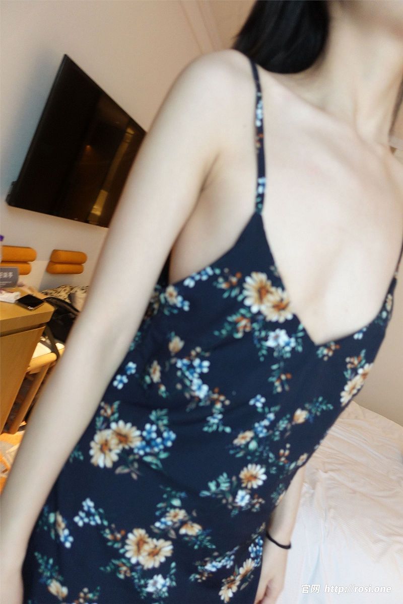 [ROSI美女图]2023.02.27 NO.4102-芒果图库