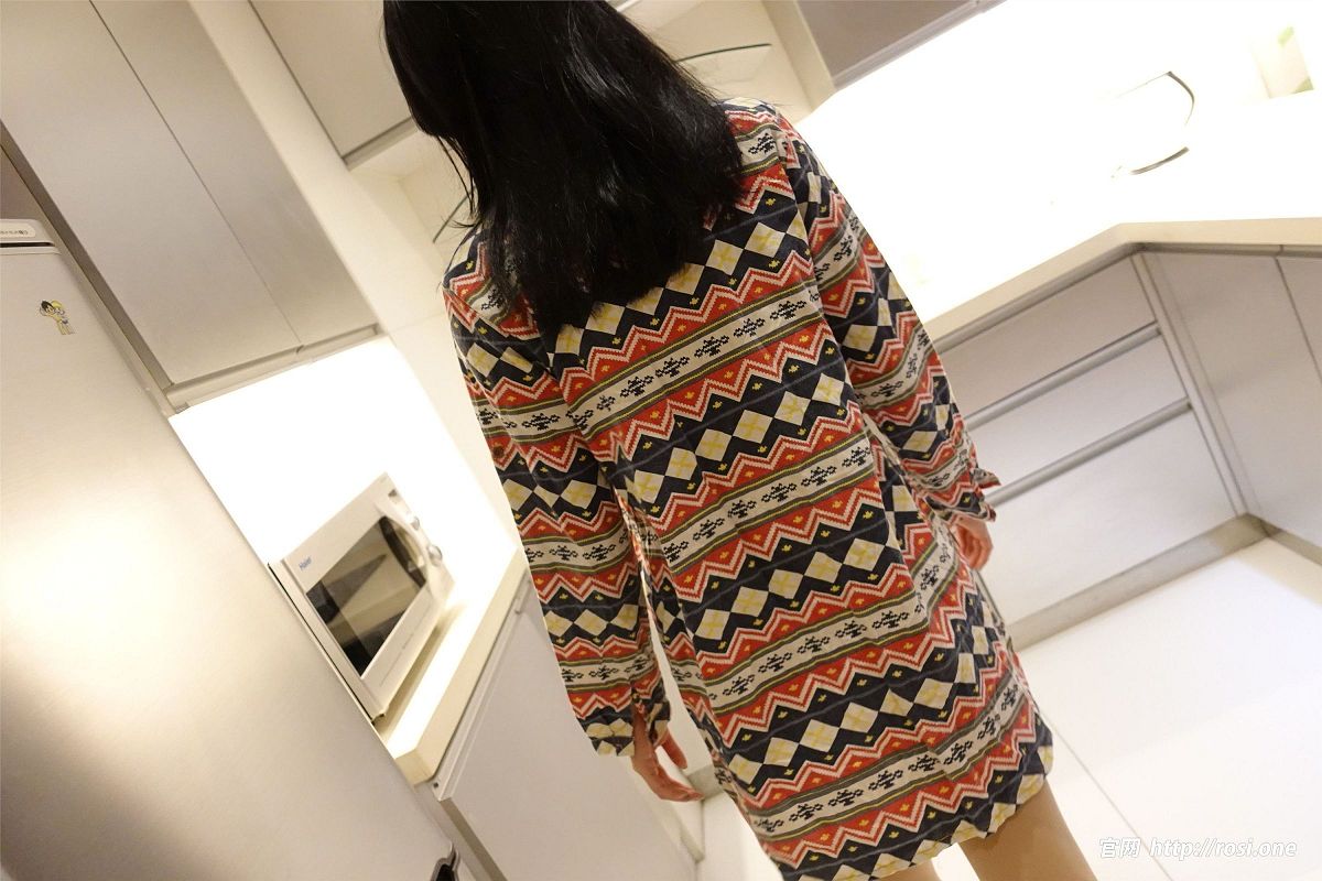 [ROSI美女图]2023.03.03 NO.4106-芒果图库