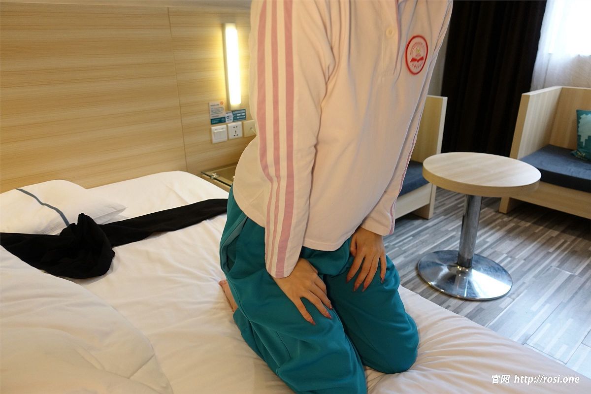 [ROSI美女图]2023.03.08 NO.4111-芒果图库