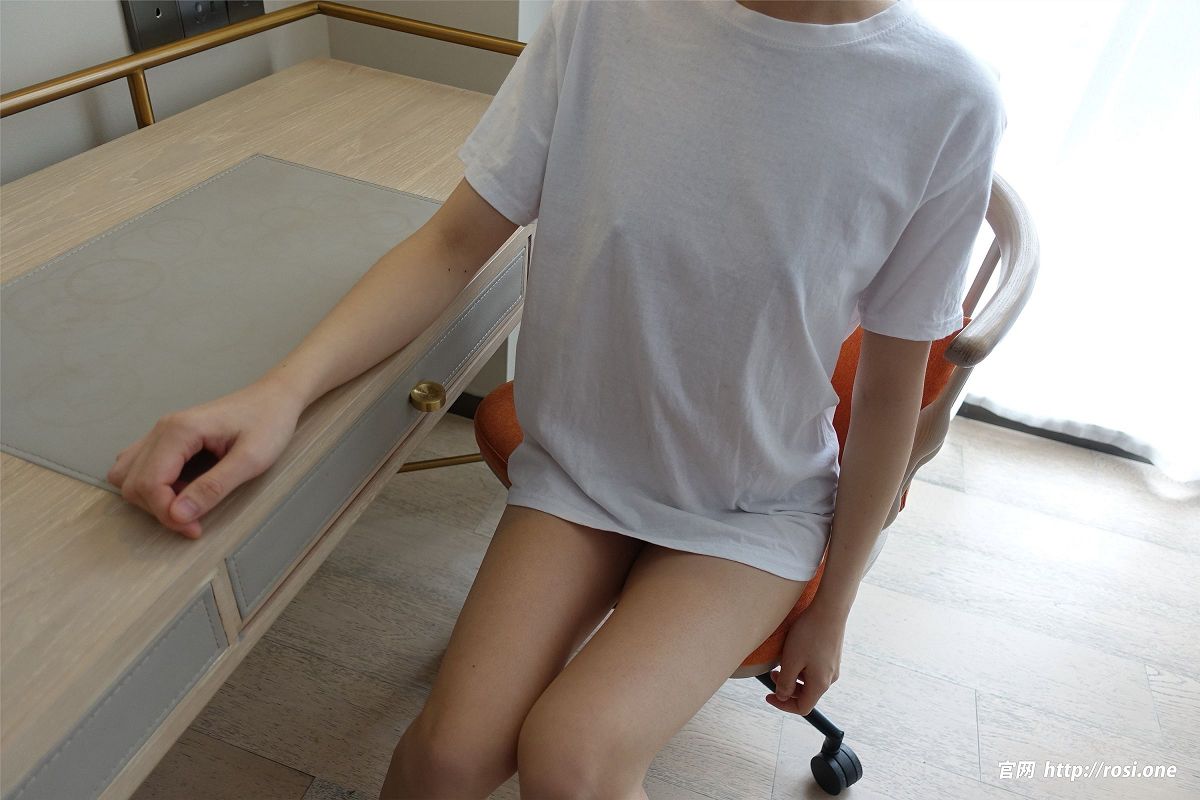 [ROSI美女图]2023.03.23 NO.4126-芒果图库